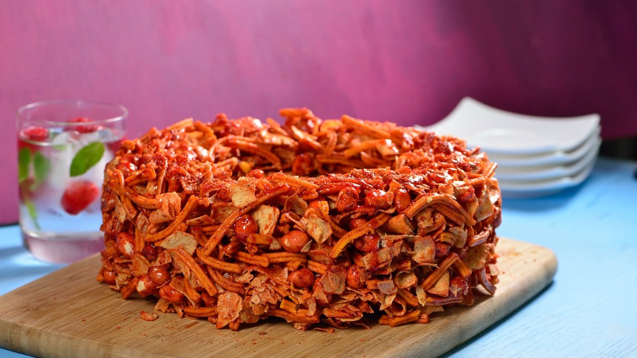 Rosca de papitas  y chamoy, rosca de fritos y chamoy, ¡ay! se me hizo agua la boca. Una botana para cualquier momento.