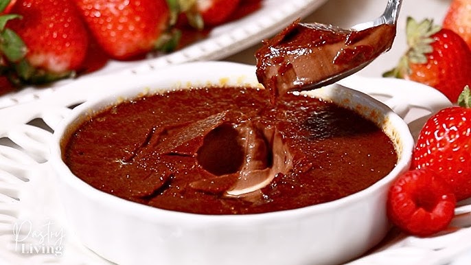 Créeme brulée de chocolate, este postre de origen francés con un toque de chocolate,¡Buenísimo!