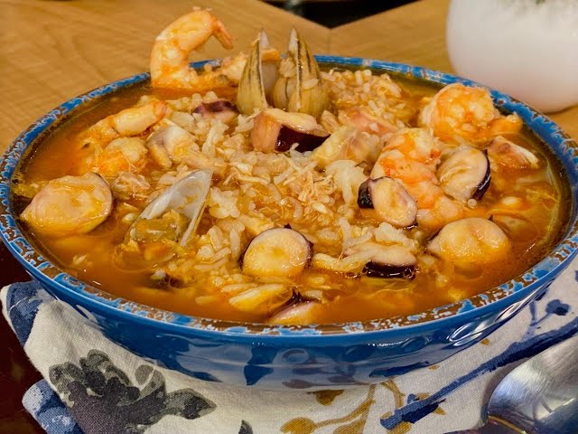 Arroz a la tumbada veracruzano. Un platillo lleno de mariscos y de sabor mexicano