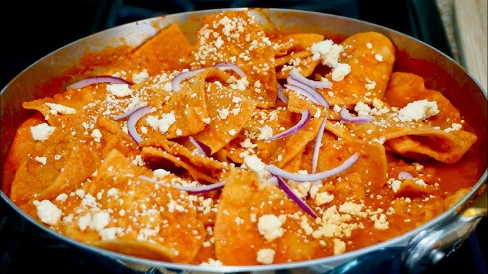 Chilaquiles caprichosos. hechos con una salsa muy Bonita